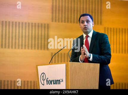 Edimbourg, Royaume-Uni, 30 mai 2024 : Anas Sarwar, chef du Parti travailliste écossais, s'adressant au Forum Prosper au Centre John McIntyre. Image : DB Media services / Alamy Live Banque D'Images