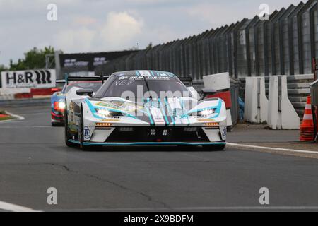 Donnerstag 30.05.2024 Max Hofer (Perchtholdshof/AUT) / Christian Gebhardt (Aichtal/DEU) / Fabian Vettel (Francfort/DEU) / Ben Doerr (Butzbach/DEU), #55, KTM X-Bow GT2, Team : Doerr Motorsport (DEU), in der Boxengasse Motorsport, ADAC Ravenol 24H Rennen Nuerburgring, Nuerburg, 30.05.2024 - 02.06.2024, Dergen 30.05.2024, Dergen Banque D'Images