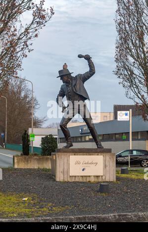 Gronau, Allemagne - 10 mars 2024 : sculpture d'Udo Lindenberg. Banque D'Images