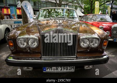 BERLIN - 04 MAI 2024 : la voiture de luxe pleine grandeur Rolls-Royce Silver Shadow II, 1981. Classic Days Berlin 2024. Banque D'Images