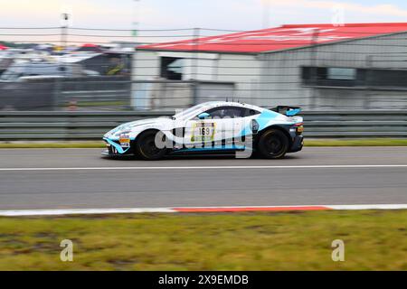 Oskar Sandberg (Huettenberg/DEU) / Aaron Wenisch (Neuenkirchen/DEU) / Michael Funke (Besigheim/DEU) / Phil Doerr (Butzbach/DEU), #169, Aston Martin Vantage AMR GT4, Team : Doerr Motorsport (DEU), Motorsport, ADAC Ravenol 24H Rennen Nuerburgring, Nuerburg, Nuerburg, 30.05.2024 - 02.06.2024, Dergonstag/30.05.2024 Banque D'Images