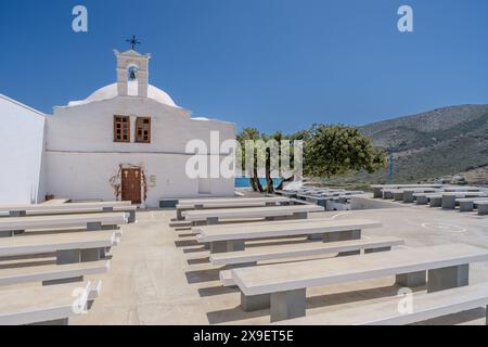 Vue de l'église Agia Theodoti à iOS Grèce, où les habitants organisent un festival annuel et célèbrent la Sainte Marie Banque D'Images