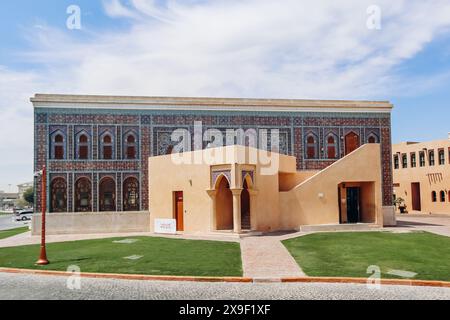 La mosquée Katara, parfois appelée Mosquée bleue de Katara, est une mosquée très complexe et magnifique qui est située dans la Katara Cultura Banque D'Images