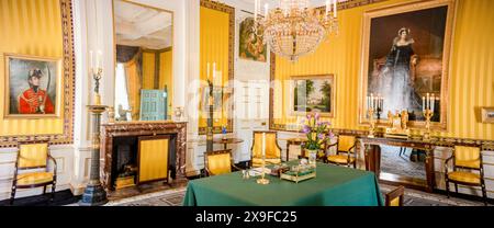 Panorama intérieur Paleis Het Loo architecture Musée de la famille royale néerlandaise. Destination touristique patrimoine culturel Banque D'Images