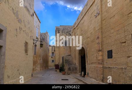 Vieille rue typique à Mdina, Malte. Banque D'Images