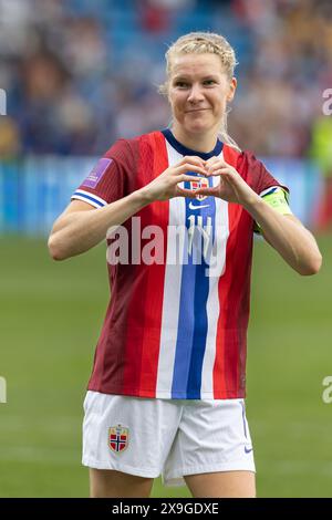 Oslo, Norvège 31 mai 2024 Ada Hegerberg, de Norvège, lors de la ronde de qualification du Championnat d'Europe féminin de l'UEFA match du Groupe A1 entre les norvégiennes et les italiennes au stade Ullevaal à Oslo, Norvège crédit : Nigel Waldron/Alamy Live News Banque D'Images