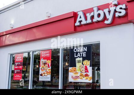 North Miami Beach Florida, restaurant sandwich rapide Arby's, extérieur, signe d'information, promotion des affiches promoti de publicité de promotion Banque D'Images