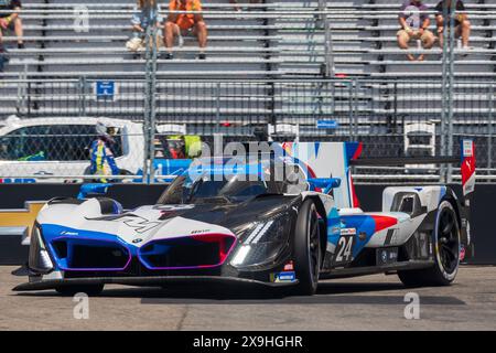 31 mai 2024 : BMW M Team RLL Jesse Krohn (24 ans) conduit pendant la deuxième séance d'essais de la Chevrolet Sports car Classic. La série IMSA WeatherTech Sportscar présente la Chevrolet Detroit Sports car Classic dans les rues du centre-ville de Detroit, Michigan. (Jonathan Tenca/CSM) (image crédit : © Jonathan Tenca/Cal Sport Media) Banque D'Images