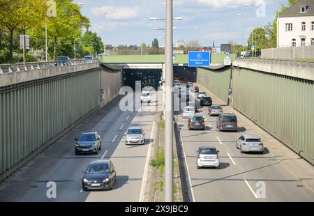 Flughafentunnel, Kurt-Schumacher-Damm, Tegel, Reinickendorf, Berlin, Deutschland Banque D'Images