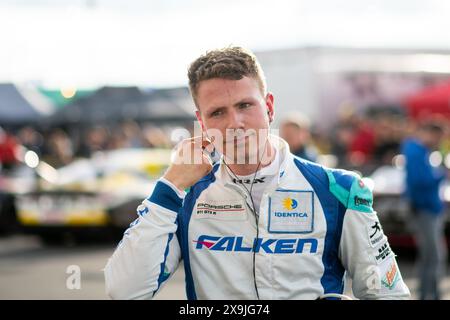 Nico Menzel (Falken Motorsports, Porsche 911 GT3 R 992, SP9, #44), GER, 52. ADAC Ravenol 24h Nuerburgring, 24 Stunden Rennen Qualifikation, 31.05.2023 Foto : Eibner-Pressefoto/Michael Memmler Banque D'Images