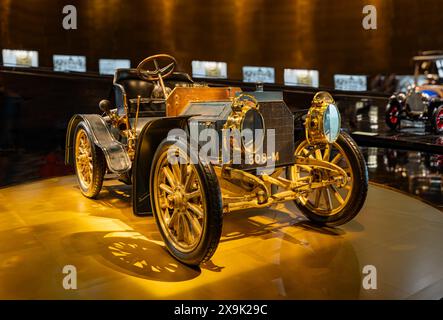 Mercedes Simplex 40 CH (1902). Musée Mercedes Benz, Mercedes-Benz World à Stuttgart, Baden Wuertemberg, Allemagne, Europe Banque D'Images