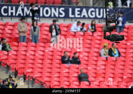 Londres, Royaume-Uni. 01 juin 2024. Caméra hawk Eye photographiée avant un match de football entre le Borussia Dortmund allemand et le Real Madrid CF espagnol lors de la finale de l'UEFA Champions League de la saison 2023-24, le samedi 1er juin 2024 à Londres, Royaume-Uni . Crédit : Sportpix/Alamy Live News Banque D'Images