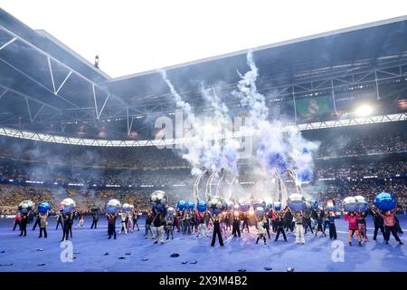 Londres, Croatie. 01 juin 2024. LONDRES, ANGLETERRE - 1er JUIN : le musicien Lenny Kravitz joue en tête lors de la finale de l'UEFA Champions League 2023/24 entre Borussia Dortmund et Real Madrid CF au stade de Wembley le 1er juin 2024 à Londres, en Angleterre. Photo : Sanjin Strukic/PIXSELL crédit : Pixsell/Alamy Live News Banque D'Images