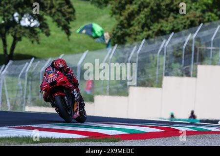 Scarperia, Italie. 01 juin 2024. Augusto Fernandez d'Espagne et Red Bull GASGAS Tech3 vus en action lors du MotoGP GP7 Gran Premio d'Italia Brembo - Sprint Race sur le circuit Mugello. (Photo de Fabrizio Carabelli/SOPA images/Sipa USA) crédit : Sipa USA/Alamy Live News Banque D'Images