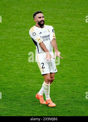 Daniel Carvajal du Real Madrid célèbre avoir marqué le premier but de son équipe lors de la finale de l'UEFA Champions League au stade de Wembley à Londres. Date de la photo : samedi 1er juin 2024. Banque D'Images