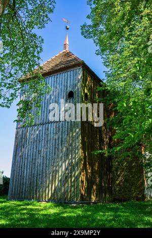 Église du village de Zepkow, municipalité d'Eldetal, Mecklembourg-Poméranie occidentale, Allemagne Banque D'Images