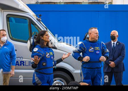 Cap Canaveral, États-Unis. 01 juin 2024. Une fusée Atlas 5 de la United Launch Alliance, désignée AV-085, lancera le vaisseau spatial CST-100 Starliner de Boeing lors de sa première mission avec des astronautes, connue sous le nom de vol d'essai d'équipage, vers la Station spatiale internationale de Cape Canaveral, en Floride, le 1er juin 2024. La capsule arrivera avec la station spatiale. (Photo de Alex G Perez/Sipa USA) crédit : Sipa USA/Alamy Live News Banque D'Images