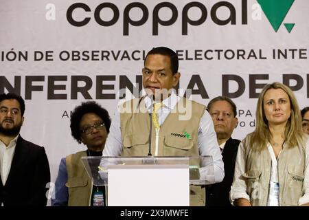 Conférence de presse COPPPAL Julio Cesar Valentin, chef de la Mission internationale d'observation électorale de la Conférence permanente des partis politiques d'Amérique latine COPPPAL , intervient lors d'une conférence de presse à l'hôtel Hilton Reforma. Le 31 mai 2024 à Mexico, Mexique. Mexico CDMX Mexique Copyright : xLuisxBarronxxxEyepixxGroupx Banque D'Images