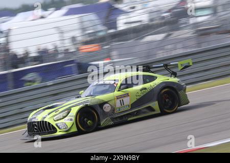 Jay Mo Härtling (Sprockhoevel/DEU) / Kenneth Heyer (Viersen/DEU) / Marcel Marchewicz (Schwetzingen/DEU), #11, MercedesAMG GT3, Team : Schnitzelalm Racing (DEU), Motorsport, ADAC Ravenol 24H Rennen Nuerburgring, Nuerburg, 30.05.2024 - 02.06.2024, Samstag 01.06.2024 Foto : Eibner-Pressefoto/Juergen Augst Banque D'Images