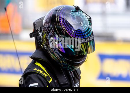 Fabian Vettel (Doerr Motorsport, KTM X-Bow GT2, SP11, #55) dans der Box, GER, 52. ADAC Ravenol 24h Nuerburgring, 24 Stunden Rennen, 01.06.2024 Foto : Eibner-Pressefoto/Michael Memmler Banque D'Images