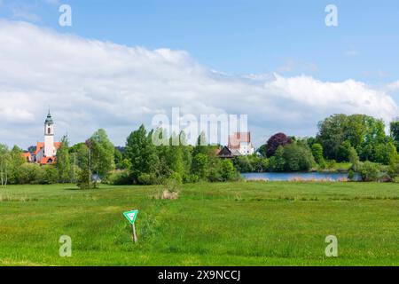 lac Zellersee, église constituée Gallus et Ulrich, Altes Schloss Old Castle Kißlegg Kißlegg Oberschwaben-Allgäu Baden-Württemberg Allemagne Banque D'Images