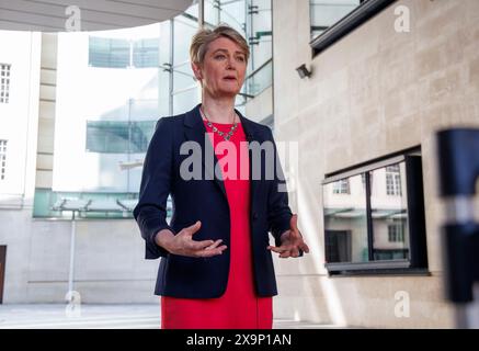 Londres, Royaume-Uni. 2 juin 2024. Shadow Home Secretary, Yvette Cooper, à la BBC pour dimanche avec Laura Kuenssberg. Crédit : Mark Thomas/Alamy Live News Banque D'Images