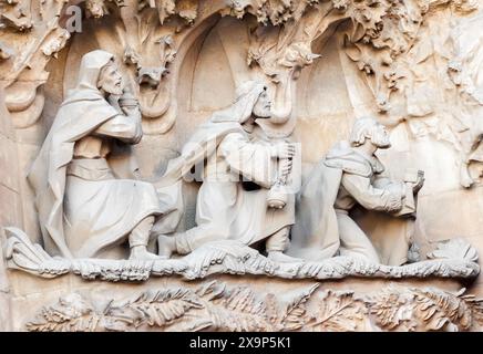 BARCELONE, ESPAGNE - 21 DÉCEMBRE 2015 - Détails de la façade de la Sagrada Familia Banque D'Images