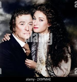 Michael Caine, Jane Seymour, sur le plateau de la mini-série télévisée, 'Jack the Ripper', ITV, Warner Bros Télévision, 1988 Banque D'Images