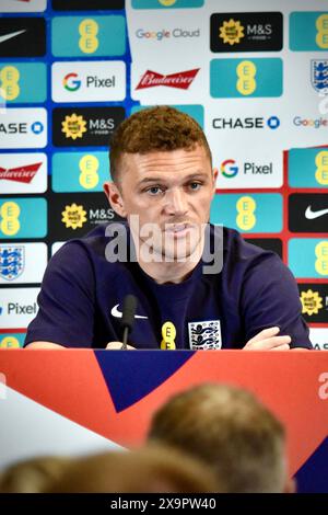 Darlington, Royaume-Uni. 02 juin 2024. Le joueur anglais Kieran Trippier s’adressant aux médias avant leur match contre la Bosnie-Herzégovine dans le cadre de leurs préparatifs pour les prochains Championnats d’Europe de l’UEFA en Allemagne. Crédit : James Hind/Alamy. Banque D'Images