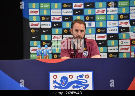 Darlington, Royaume-Uni. 02 juin 2024. Gareth Southgate s'adresse aux médias avant les Championnats d'Europe de l'UEFA en Allemagne. Crédit : James Hind/Alamy. Banque D'Images