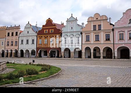 Maisons bourgeoises de style Renaissance et baroque, Zachariáš de la place Hradec, Telč, district de Jihlava dans la région de Vysočina en République tchèque Banque D'Images