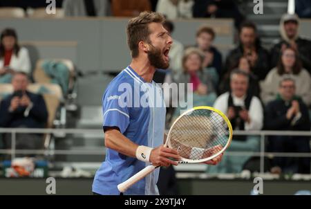 Paris, France. 02 juin 2024. Corentin Moutet de France lors du 8e jour de l'Open de France 2024, Roland-Garros 2024, tournoi de tennis du Grand Chelem le 2 juin 2024 au stade Roland-Garros à Paris, France - photo Jean Catuffe/DPPI crédit : DPPI Media/Alamy Live News Banque D'Images