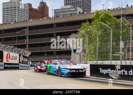 1er juin 2024 : Joey Hand (65), pilote Ford Multimatic Motorsports, conduit pendant la Chevrolet Detroit Sports car Classic. La série IMSA WeatherTech Sportscar présente la Chevrolet Detroit Sports car Classic dans les rues du centre-ville de Detroit, Michigan. (Jonathan Tenca/CSM) Banque D'Images