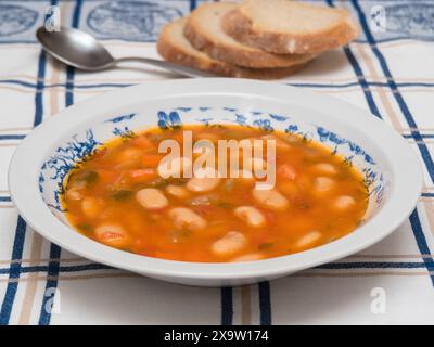 Fasoulada - soupe de haricots grecs Banque D'Images