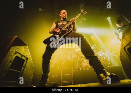 Copenhague, Danemark. 30 mai 2024. Le groupe de death metal danois Asinhell donne un concert au Pumpehuset à Copenhague. Ici le guitariste Michael Poulsen est vu en direct sur scène. (Crédit photo : Gonzales photo - Nikolaj Bransholm). Banque D'Images