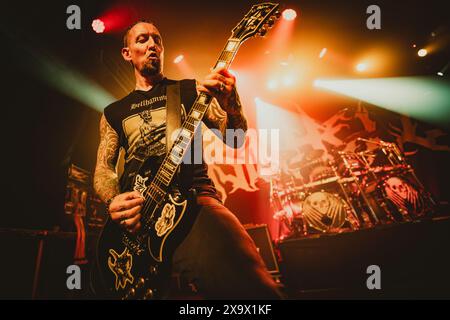 Copenhague, Danemark. 30 mai 2024. Le groupe de death metal danois Asinhell donne un concert au Pumpehuset à Copenhague. Ici le guitariste Michael Poulsen est vu en direct sur scène. (Crédit photo : Gonzales photo - Nikolaj Bransholm). Banque D'Images