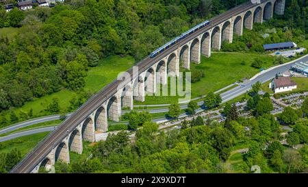 Vue aérienne, Viaduc Altenbeken, Adenauerstraße, viaduc ferroviaire structure du pont, aussi appelé Viaduc Beke ou Grand Viaduc, chemin de fer de banlieue, Alte Banque D'Images
