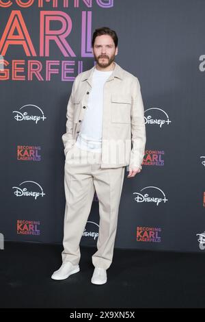 Madrid, Espagne. 03 juin 2024. L'acteur Daniel Bruhl assiste à la photocall 'Becoming Karl Lagerfeld' à l'hôtel Madrid Edition le 3 juin 2024 à Madrid, Espagne crédit : Sipa USA/Alamy Live News Banque D'Images