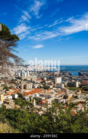 Paysage urbain d'Alger, Algérie, image HDR Banque D'Images