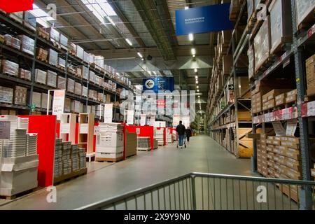 Allées d'entrepôt libre-service dans le magasin Ikea Barakaldo Bilbao pays Basque Espagne Banque D'Images