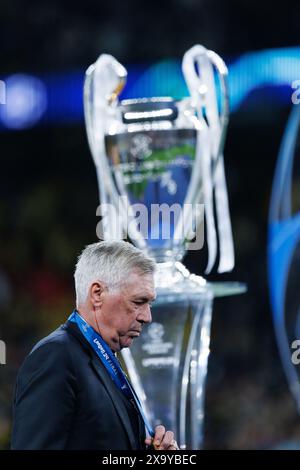 Carlo Ancelotti lors de la finale de la Ligue des Champions 2024 entre le Borussia Dortmund et le Real Madrid (Maciej Rogowski) Banque D'Images