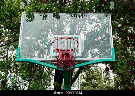 Le terrain de basket-ball d'une université de Wuhan, en Chine Banque D'Images