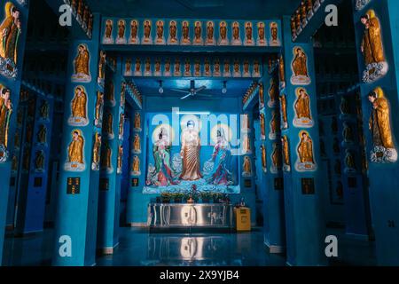 Kota Bharu, Malaisie - 17 octobre 2024 : Monastère de Bouddha thaïlandais Wat Phothikyan Phutthaktham avec Tara blanche de Bouddha Amotabha à Kota Bharu, Malaisie Banque D'Images