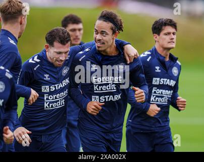 Copenhague, Danemark. 03 juin 2024. Pierre Emile Hoejbjerg, Yussuf Poulsen et Christian Noergaard lors de l'entraînement de l'équipe nationale à Helsingoer lundi 3 juin 2024. La finale de la EM en Allemagne commence le 14 juin en Allemagne. (Photo : Liselotte Sabroe/Ritzau Scanpix) crédit : Ritzau/Alamy Live News Banque D'Images