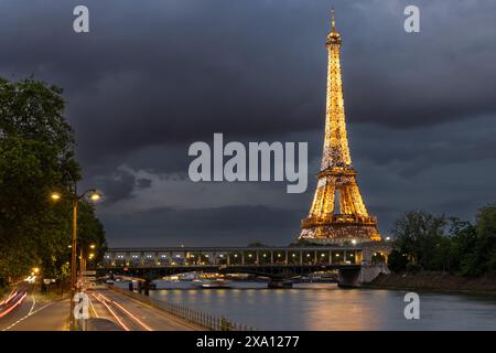 Tour Eiffel (Tour d'Eiffel), Paris, France Banque D'Images