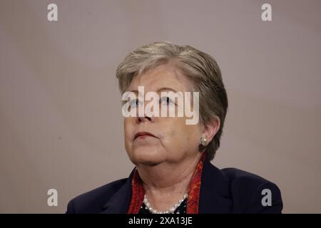 La ministre des Affaires étrangères Alicia Barcena lors de la conférence Andres Manuel Lopez Obrador au Palais National. (Crédit image : © Luis Barron/eyepix via ZUMA Press Wire) USAGE ÉDITORIAL SEULEMENT! Non destiné à UN USAGE commercial ! Banque D'Images