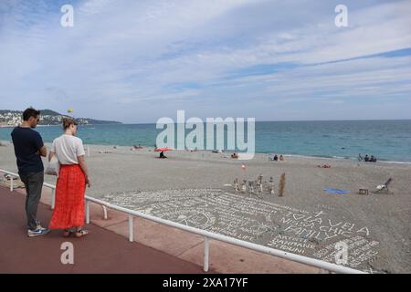 Nice, France. 03 juin 2024, Nice, France - Météo, voyage, vacances, plage, art, photo de rue - Hotel Negresco - crédit Ilona Barna BIPHOTONEWS, Alamy Live News crédit : Ilona Barna BIPHOTONEWS/Alamy Live News Banque D'Images