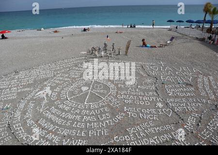 Nice, France. 03 juin 2024, Nice, France - Météo, voyage, vacances, plage, art, photo de rue - Hotel Negresco - crédit Ilona Barna BIPHOTONEWS, Alamy Live News crédit : Ilona Barna BIPHOTONEWS/Alamy Live News Banque D'Images