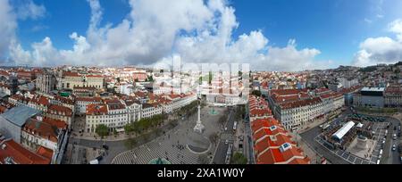 Vue panoramique depuis Rossio et la place Figueira dans le centre-ville de Lisbonne, Portugal Banque D'Images
