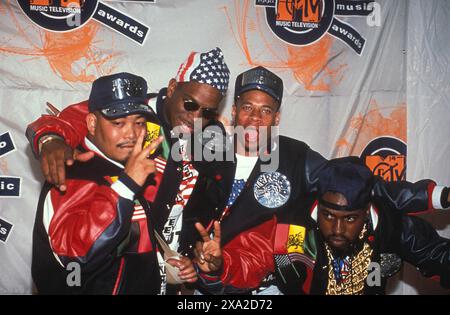 **FICHIER PHOTO** frère Marquis de 2 Live Crew est décédé. Fresh Kid Ice, Luther 'Luke' Campbell, Brother Marquis et Mr. Mixx de 2 Live Crew aux MTV Video Music Awards 1990 6 septembre 1990 crédit : Ralph Dominguez/MediaPunch Banque D'Images